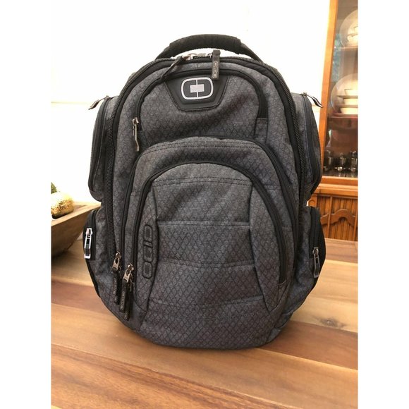 OGIO GRAPHITE GAMBIT LAPTOP CARRY ON  BACKPACK - Picture 6 of 15